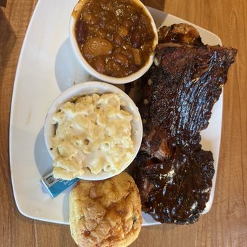 Buckhorn BBQ + Grill - 2-meat protein plate (ribs and chicken) with macaroni and cheese and chili. - Barbeque Near Me - Dixon, California