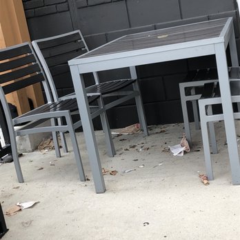 MOD Pizza - Dirty tables and grounds plus the trash can needed emptying. - Pizza Near Me - Hampton, Virginia MOD Pizza - Dirty tables and grounds plus the trash can needed emptying. - Pizza Near Me - Hampton, Virginia
