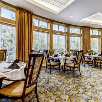 Miramont Pointe - Dining Room - Assisted Living Facilities Near Me - Clackamas, Oregon Miramont Pointe - Dining Room - Assisted Living Facilities Near Me - Clackamas, Oregon