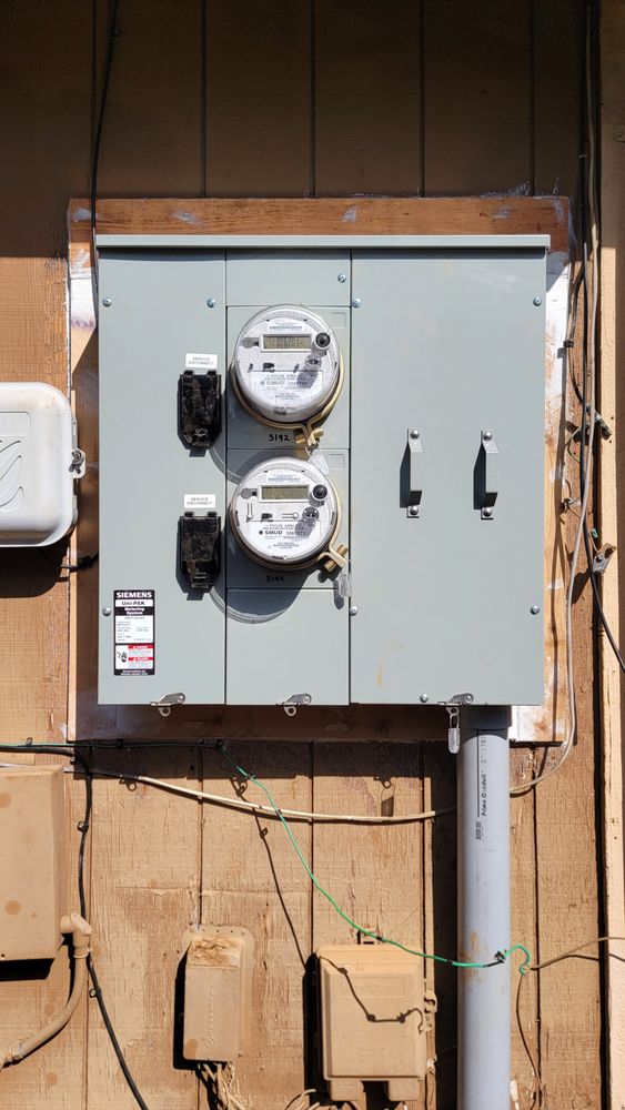 Slide of Sparky Electric & Solar