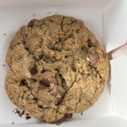 Chocolate Chip Cookie