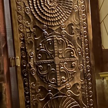 The Peacock - Beautiful Wooden Door (decor) - Breakfast & Brunch Near Me - Charleston, South Carolina The Peacock - Beautiful Wooden Door (decor) - Breakfast & Brunch Near Me - Charleston, South Carolina