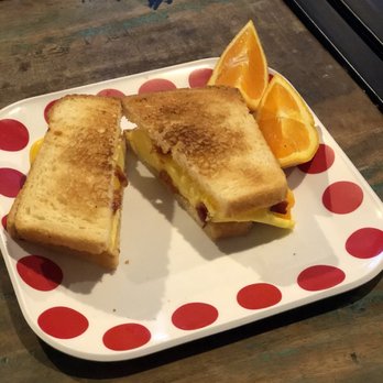 The Cow's End Cafe - Gluten Free Egg Sandwich - Coffee & Tea Near Me - Venice Beach, California The Cow's End Cafe - Gluten Free Egg Sandwich - Coffee & Tea Near Me - Venice Beach, California