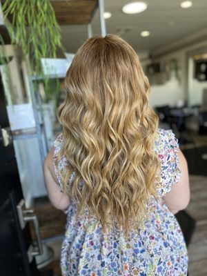 Bellami Tape-In Extensions - Full head of tape in extensions for fullness Bellami Tape-In Extensions - Full head of tape in extensions for fullness