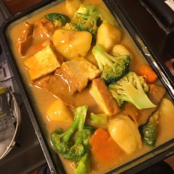 Luanne's Wild Ginger Franklin - Malaysian Curry Comfort Stew with tofu - Pan Asian Near Me - Brooklyn, New York