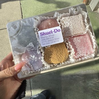 Shuei-Do Manju Shop - Bakeries Near Me - San Jose, California Shuei-Do Manju Shop - Bakeries Near Me - San Jose, California