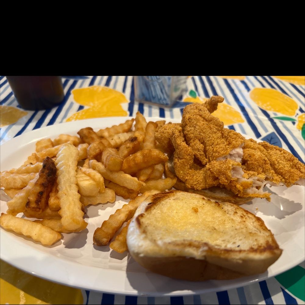 DIPSY DOODLE DRIVE INN 15 Reviews 2331 W Broad St, Cookeville, TN