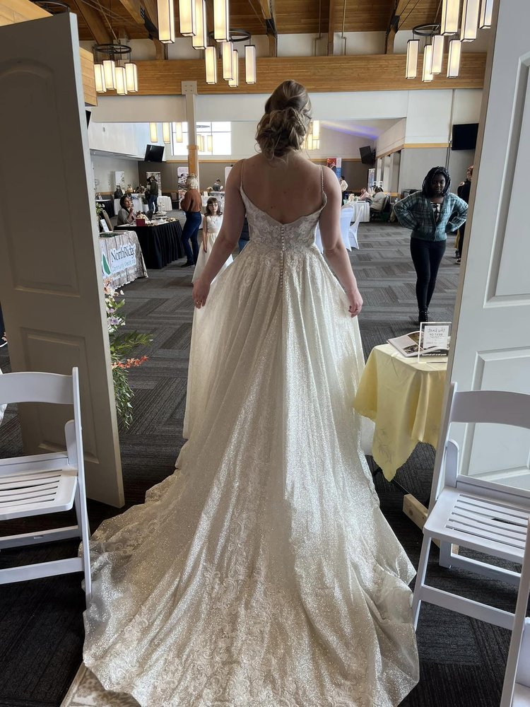 LAURENTIAN DIVIDE SALON & SPA Updated September 2024 408 Chestnut