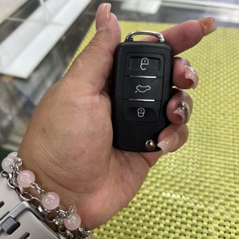 Caraballo Liberty Locksmith - Keys & Locksmiths Near Me - Miami, Florida Caraballo Liberty Locksmith - Keys & Locksmiths Near Me - Miami, Florida