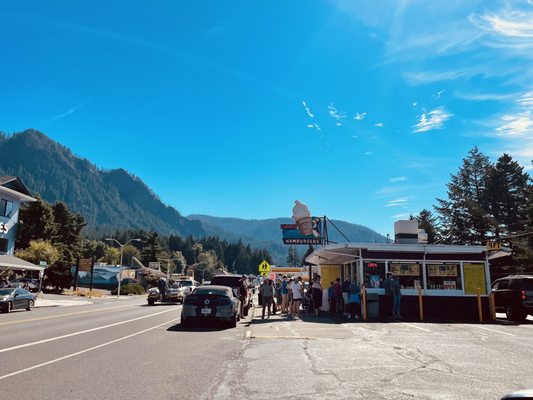 Eastwind Drive-In by null