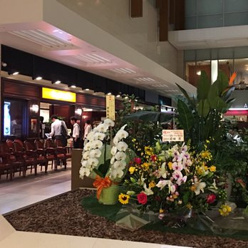 ロイヤルホスト 新横浜駅ビル店 Diners 港北区新横浜2 100 45 横浜市 神奈川県 Japan Restaurant Reviews Phone Number
