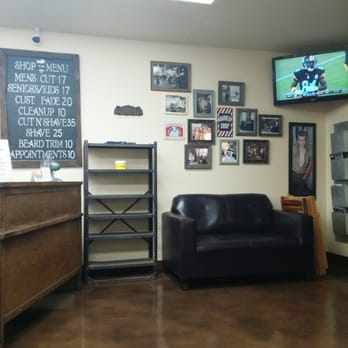 Headlines Barber Shop - Barbers Near Me - La Habra, California Headlines Barber Shop - Barbers Near Me - La Habra, California
