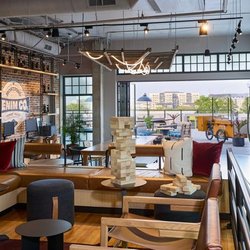 Moxy Charleston Downtown