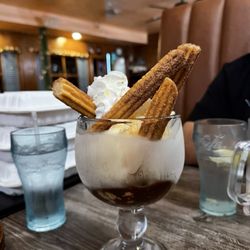 Las Margaritas Cocina & Cantina - Dessert churro ice cream