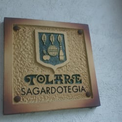 Sidrería Urkiola - A Basque cider house to visit.
