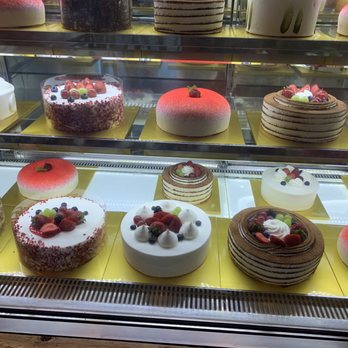 Ari Bakery Cafe - Variety of amazing cakes - Bakeries Near Me - Davie, Florida