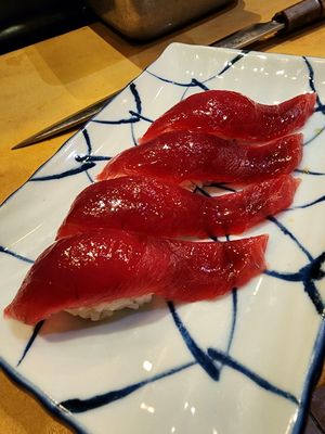 Oyshi Sushi by null
