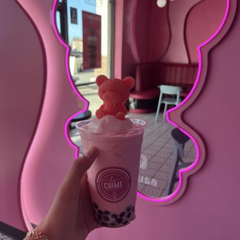 La Chime - Bakersfield - Strawberry with boba - Bubble Tea Near Me - Bakersfield, California La Chime - Bakersfield - Strawberry with boba - Bubble Tea Near Me - Bakersfield, California