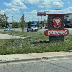 Popeyes Louisiana Kitchen - Terrible upkeep in nice neighborhood. Coulter, Amarillo