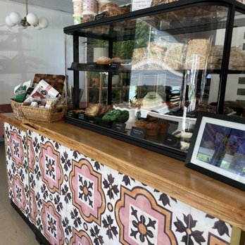Coffee Au Lait - Pastries - Coffee Roasteries Near Me - Mars, Pennsylvania