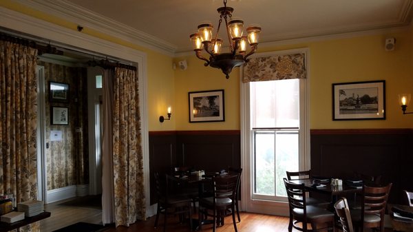 Putnam House Restaurant & Tap Room by null
