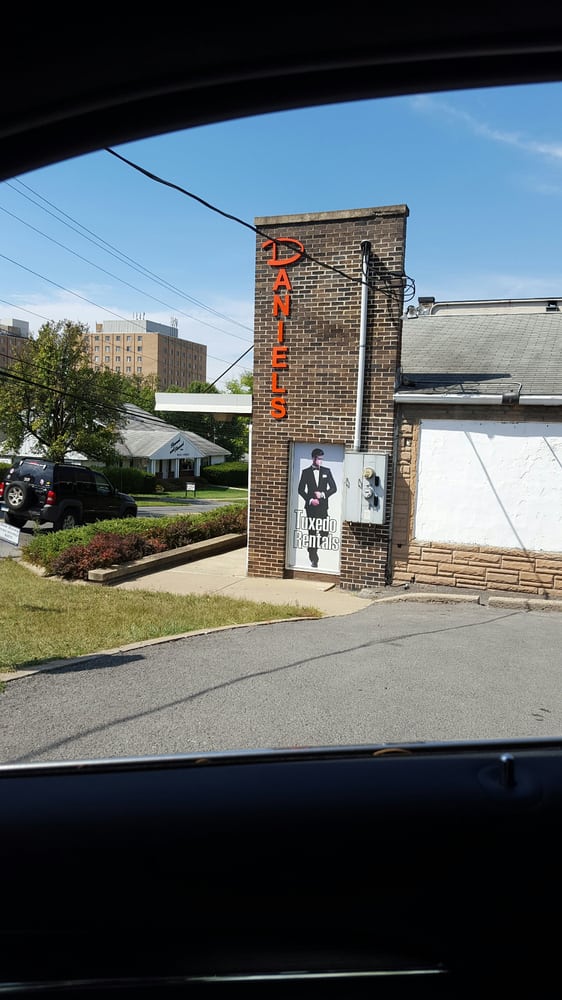 DANIEL’S MEN’S CLOTHING Updated October 2024 2908 University Ave, West Virginia