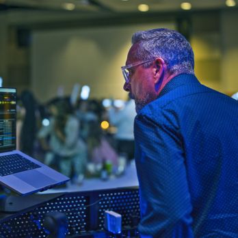 Twist and Shout Mobile DJ - DJs Near Me Twist and Shout Mobile DJ - DJs Near Me