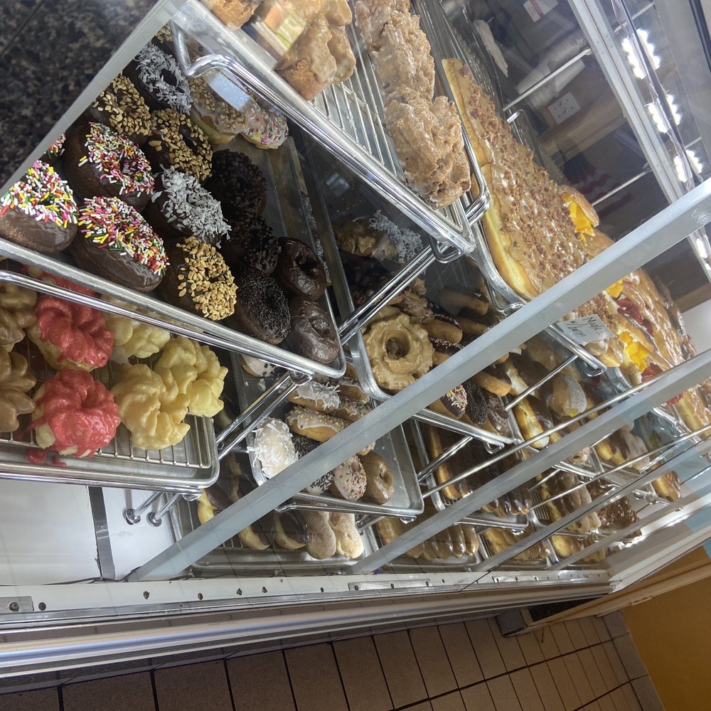 Christy's Donuts - I'm happy - Donuts Near Me - Upland, California