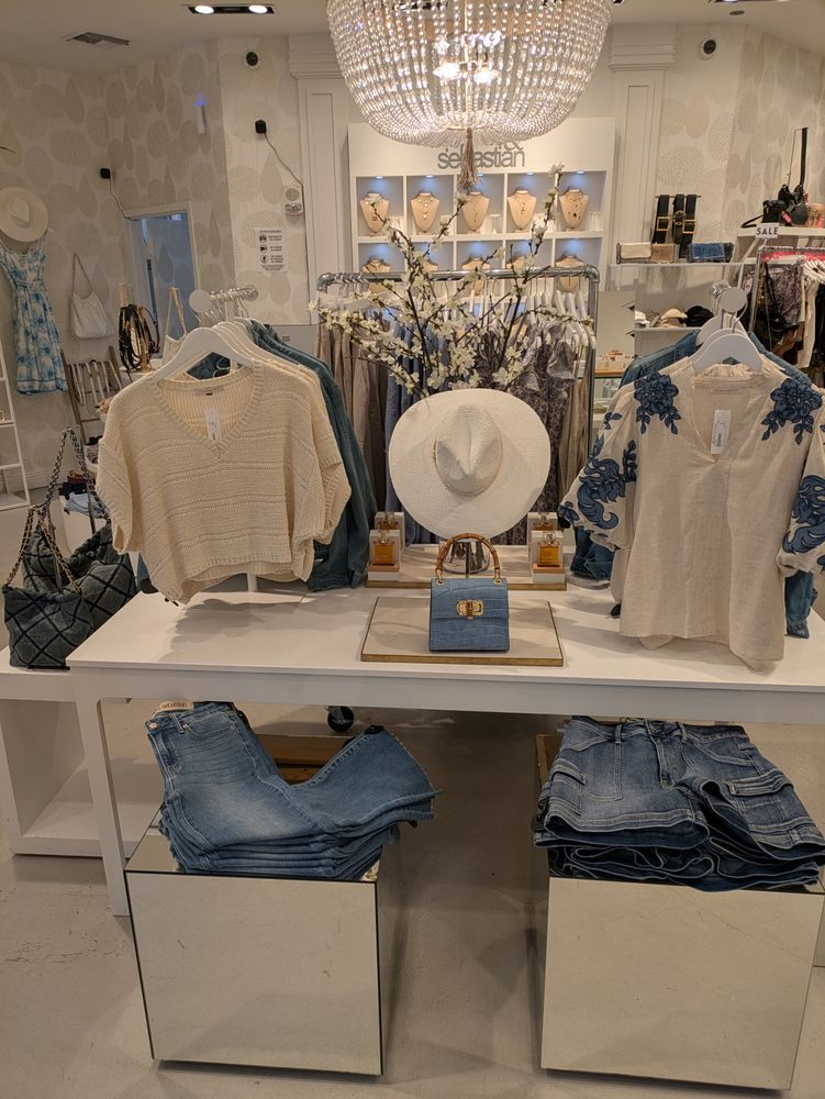 POOKIE & SEBASTIAN Updated June 2025 12 Reviews 6000 Glades Rd