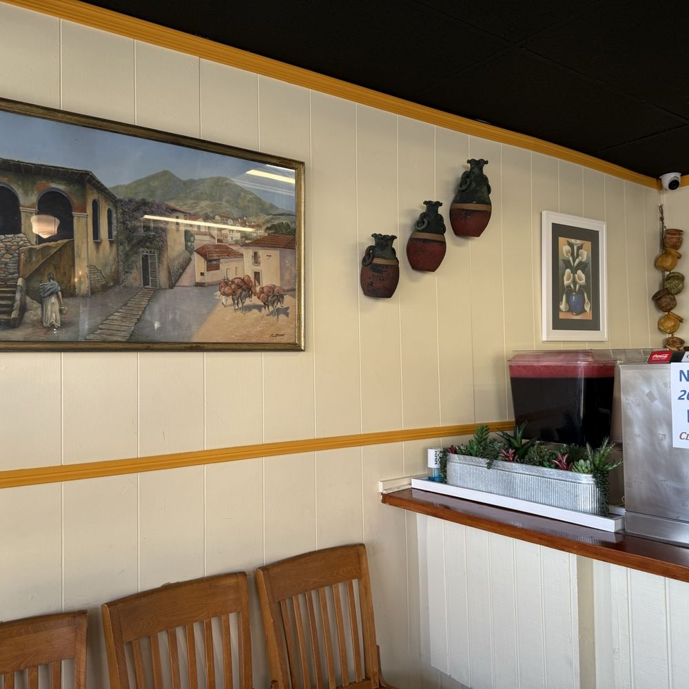 Fat Burrito - Interior - Mexican Near Me - Rancho Cucamonga, California Fat Burrito - Interior - Mexican Near Me - Rancho Cucamonga, California