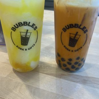 Bubbles Boba and Gifts - Pina colada and that tea with boba - Bubble Tea Near Me - Sebastopol, California Bubbles Boba and Gifts - Pina colada and that tea with boba - Bubble Tea Near Me - Sebastopol, California