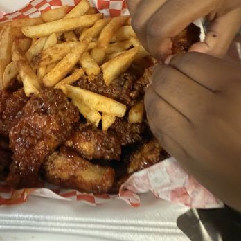 Kick’n Flavor - Bar b flavored wings - Cajun/Creole Near Me - Houston, Texas Kick’n Flavor - Bar b flavored wings - Cajun/Creole Near Me - Houston, Texas
