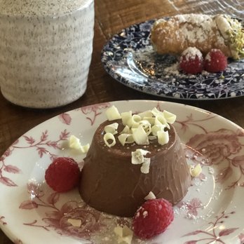 Nonnina - panna cotta, cannoli - Italian Near Me - Chicago, Illinois