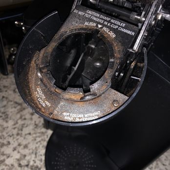 Bed Bath & Beyond - Hmm pretty dirty for "new" - Kitchen & Bath Near Me - Towson, Maryland