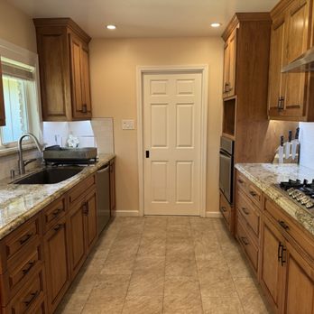 JD's Cleaning Service - Our kitchen cleaned. - Home Cleaning Near Me - Menlo park , California