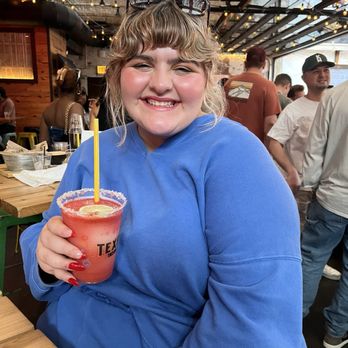 Texan Taco Bar - frozen strawberry margarita - Tacos Near Me - Chicago, Illinois