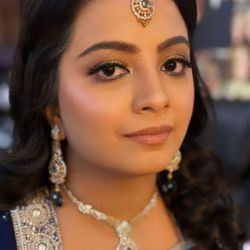 Amira's Cryo Spa & Salon - Call us for your Event makeup & hair