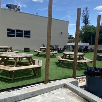 3 Sons Brewing - Outside patio - Breweries Near Me - Dania Beach, Florida 3 Sons Brewing - Outside patio - Breweries Near Me - Dania Beach, Florida