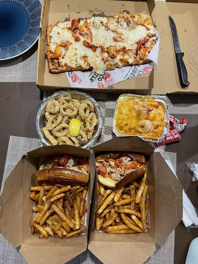 LOCO LOBSTER Updated October 2024 18 Photos & 34 Reviews 223