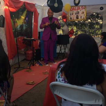 World Class Magic of Jonathan Molo - Magicians Near Me World Class Magic of Jonathan Molo - Magicians Near Me