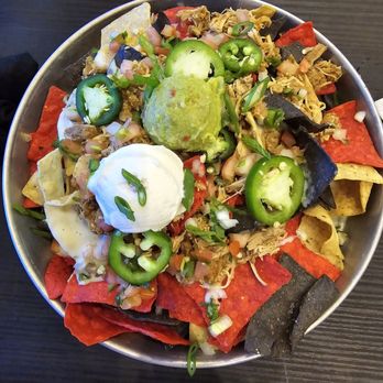 Tom’s Watch Bar - Deep Dish Nachos - Sports Bars Near Me - Orlando, Florida