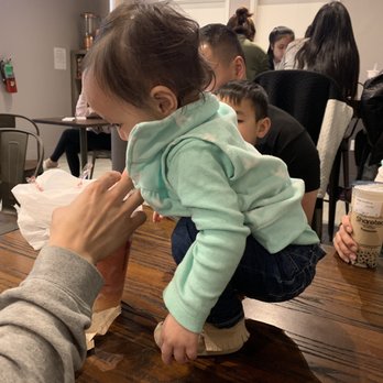 Sharetea - Asian Squat x Milk Tea in full effect. - Bubble Tea Near Me - Metairie, Louisiana Sharetea - Asian Squat x Milk Tea in full effect. - Bubble Tea Near Me - Metairie, Louisiana
