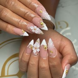 Glossy Nail Bar