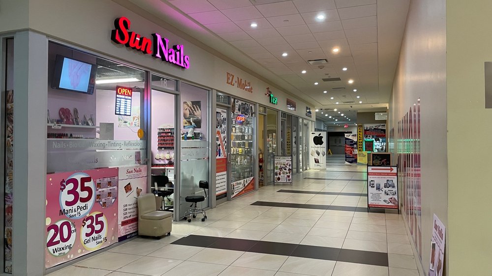 SUN NAILS Updated September 2024 38 Photos & 27 Reviews 384 Yonge