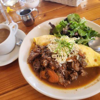 Cream Pot - Beef stew omlette rice - Breakfast & Brunch Near Me - Honolulu, Hawaii