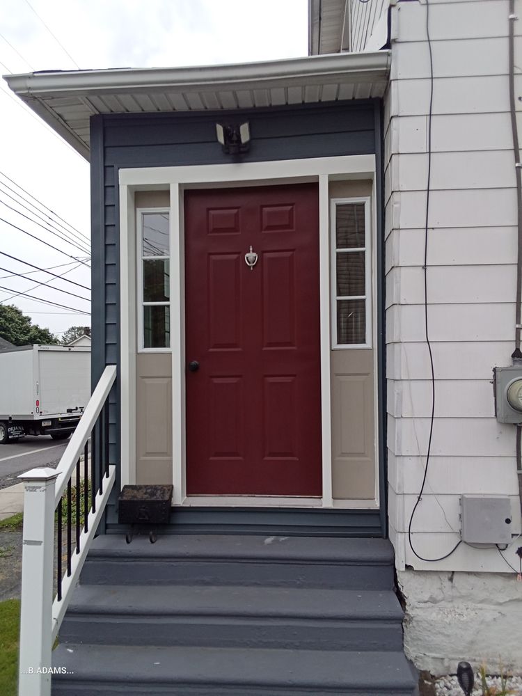 Slide of Unchained Construction & Remodeling Company