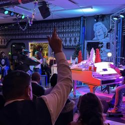 Studio At Mainstreet - Dueling Pianos