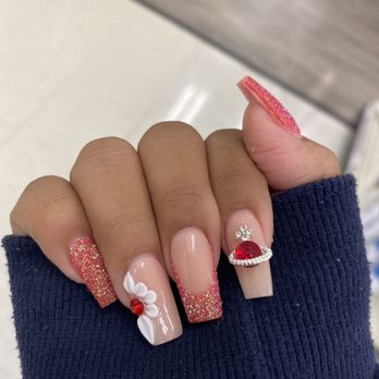 THE HAUTE SPOT NAIL BOUTIQUE - Updated December 2024 - 713 Photos 
