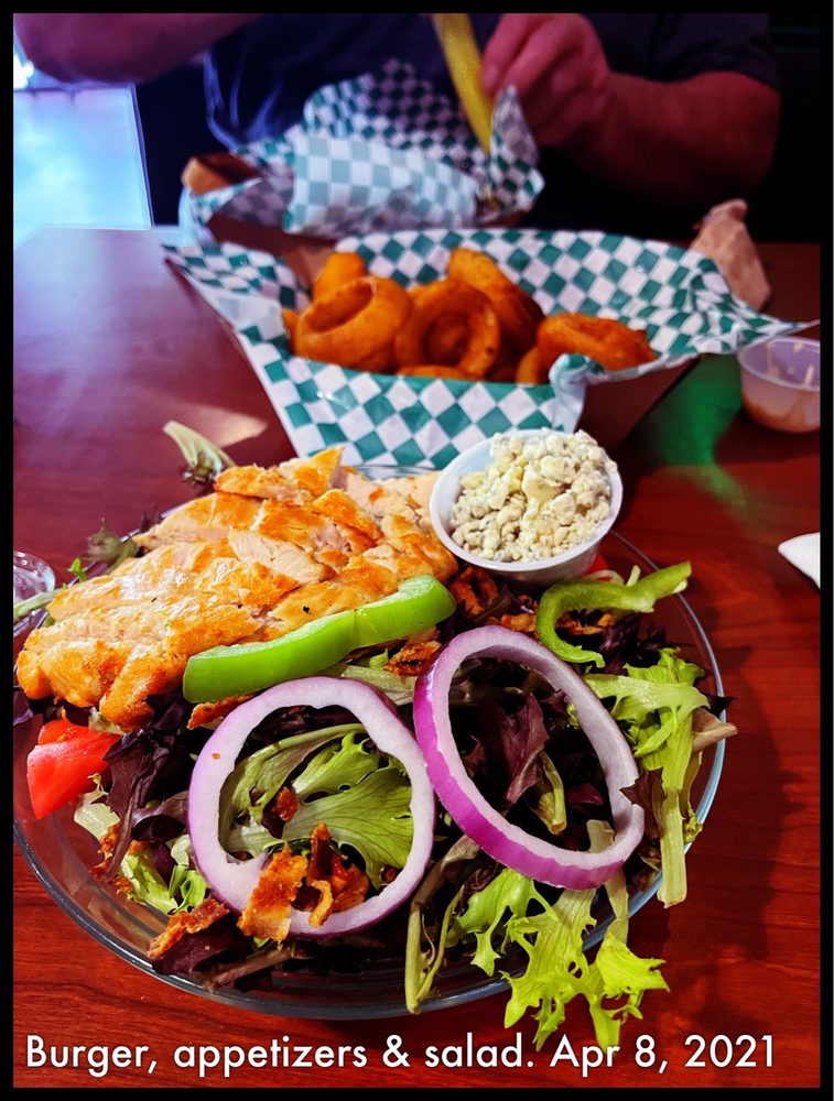 BAY STREET BAR AND GRILL Updated August 2024 118 Photos & 112