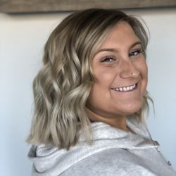 Lavish Hair Lounge - Ashy Blonde Balayage